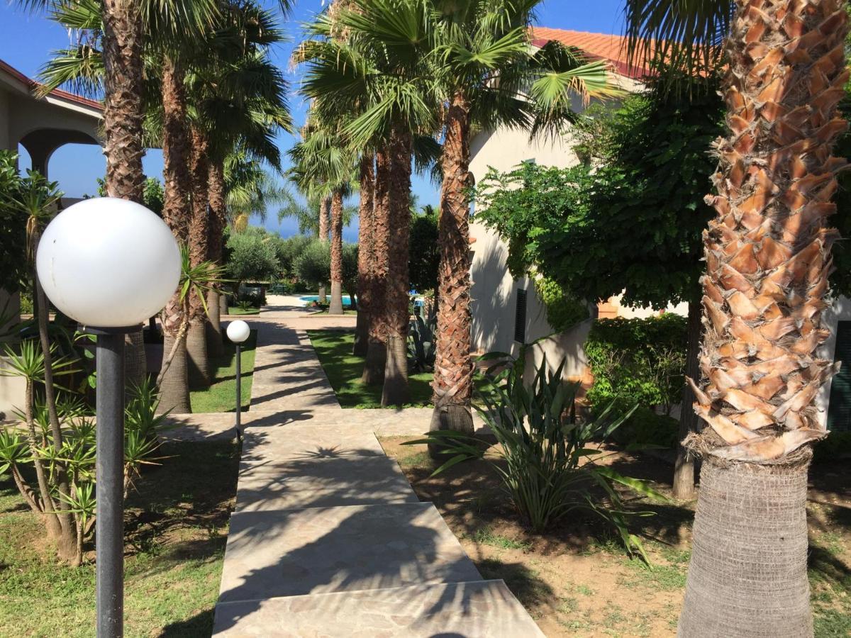 קאפו ואטיצ'אנו Delta Club Residence מראה חיצוני תמונה